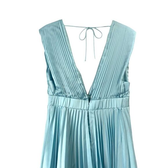 NEW Abercrombie & Fitch Best Dressed Guest Collection Plunge Pleated Mini Dress - Picture 5 of 11